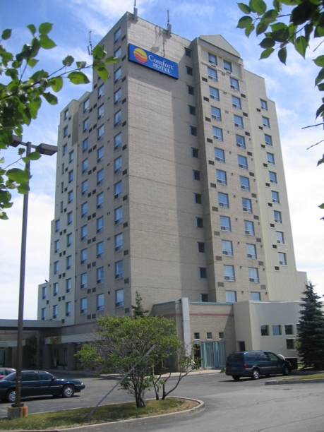 Relax_Inn_Hotel_Toronto_1